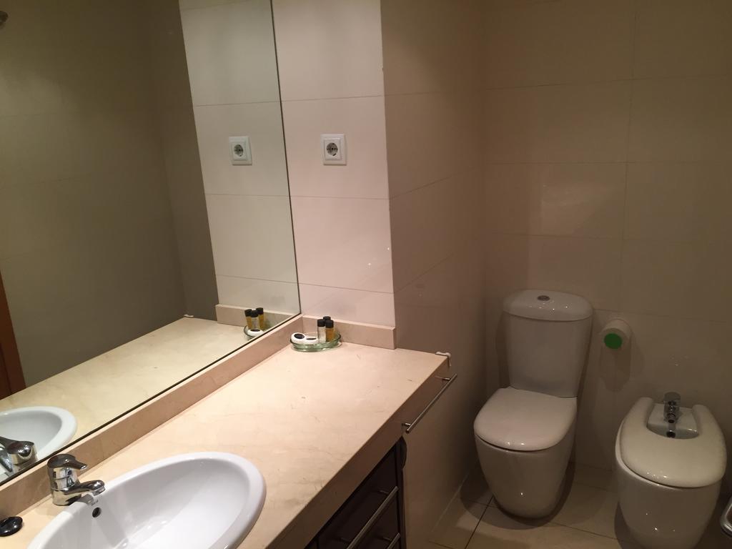 Apartamento Fira Barcelona Оспиталет де Лобрегат Екстериор снимка